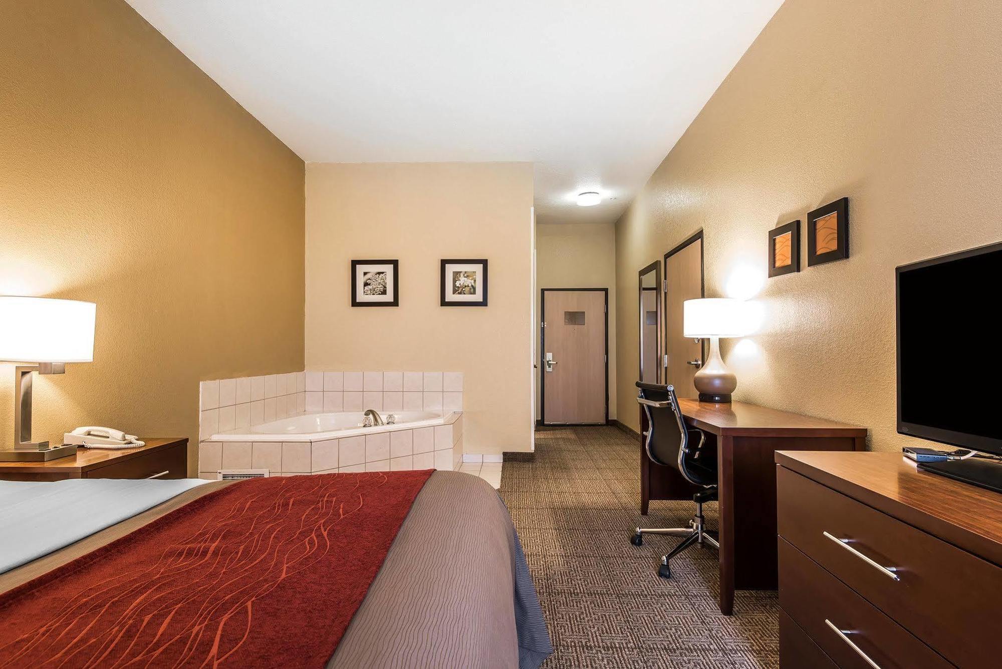 Quality Inn & Suites Bethany Exterior foto